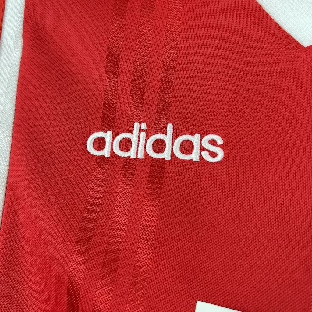 Benfica 1997 Home Jersey