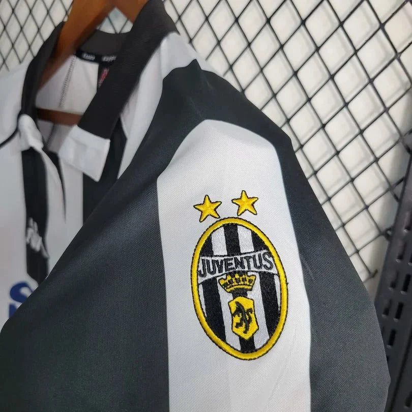 Juventus 1997 Home Jersey