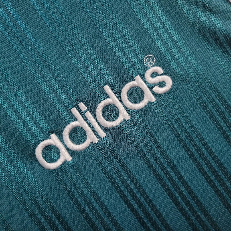 Liverpool 1995 Away Jersey