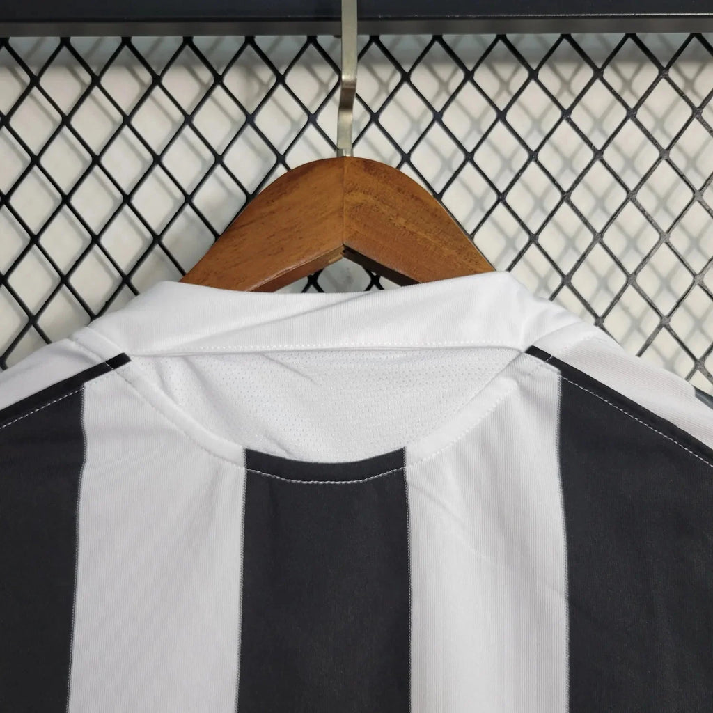 Newcastle 2004 Home Jersey